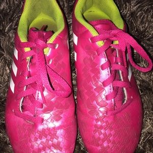 Girls adidas soccer cleats 3.5